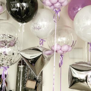 זרי בלונים בתקרה