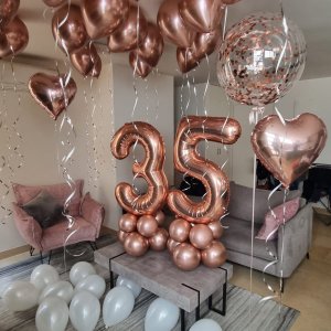 סידור בלונים לגיל 35