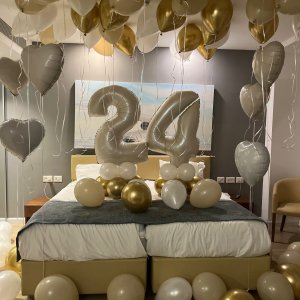 סידור חדר בלונים לגיל 24