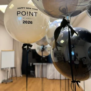 בלונים יוקרתי שחור לבן לשנה החדשה