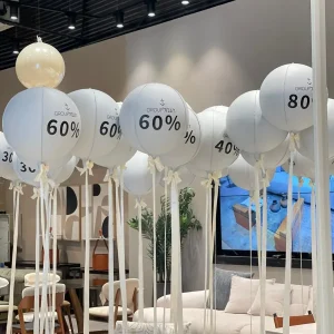 בלוני הליום ממותגים למבצע - עיצוב נקי ואלגנטי